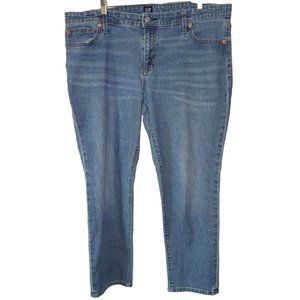 GAP 33/16 Medium Wash Girlfriend Tapered Jeans 26" inseam